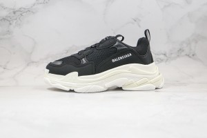 Balenciaga Triple S Shoes BTSS1000020
