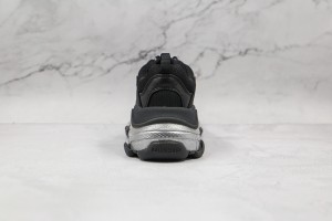 Balenciaga Triple S Shoes BTSS1000024