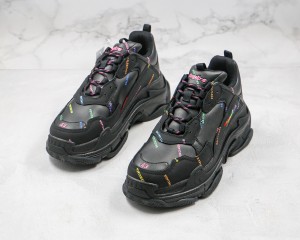 Balenciaga Triple S Shoes BTSS1000027