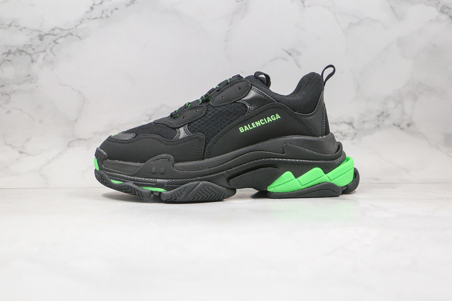 Balenciaga Triple S Shoes BTSS1000028