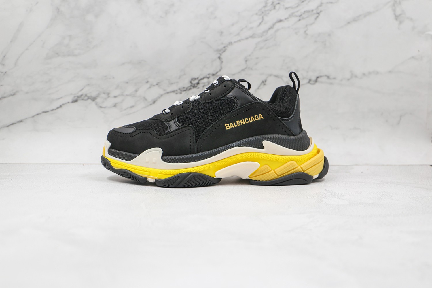 Balenciaga Triple S Shoes BTSS1000032