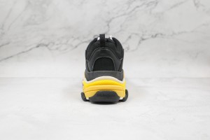 Balenciaga Triple S Shoes BTSS1000032