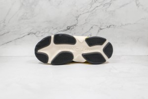Balenciaga Triple S Shoes BTSS1000032