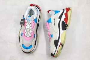 Balenciaga Triple S Shoes BTSS1000041