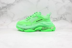 Balenciaga Triple S Shoes BTSS1000042