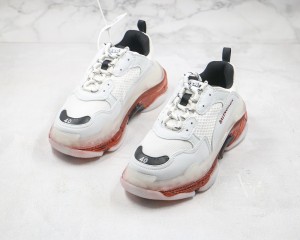 Balenciaga Triple S Shoes BTSS1000043