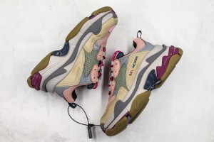 Balenciaga Triple S Shoes BTSS1000047