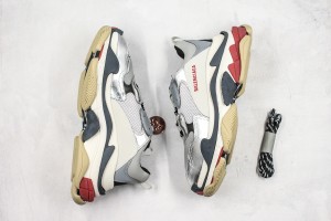 Balenciaga Triple S Shoes BTSS1000051
