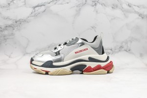 Balenciaga Triple S Shoes BTSS1000051