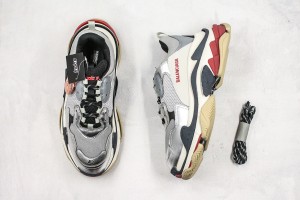 Balenciaga Triple S Shoes BTSS1000051