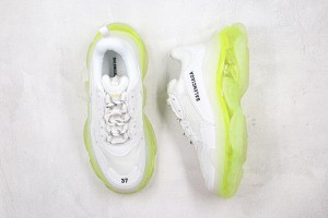 Balenciaga Triple S Shoes BTSS1000052