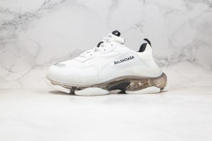 Balenciaga Triple S Shoes BTSS1000055