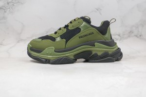 Balenciaga Triple S Shoes BTSS1000056
