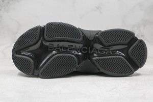 Balenciaga Triple S Shoes BTSS1000056