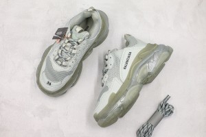 Balenciaga Triple S Shoes BTSS1000058