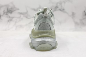 Balenciaga Triple S Shoes BTSS1000058
