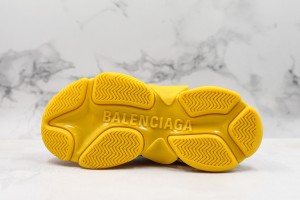 Balenciaga Triple S Shoes BTSS1000060