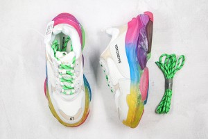  Balenciaga Triple S Shoes BTSS1000063
