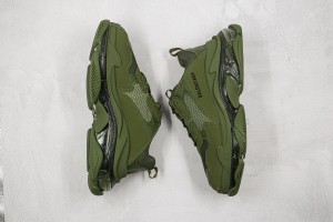 Balenciaga Triple S Shoes BTSS1000064