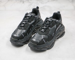  Balenciaga Triple S Shoes BTSS1000071