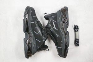  Balenciaga Triple S Shoes BTSS1000071