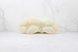 Balenciaga Triple S Shoes BTSS1000075