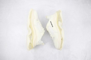 Balenciaga Triple S Shoes BTSS1000075