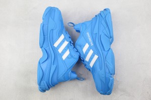 Balenciaga Triple S Shoes BTSS1000086