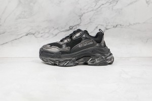 Balenciaga Triple S Shoes BTSS1000094