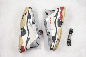 Balenciaga Triple S Shoes BTSS1000098