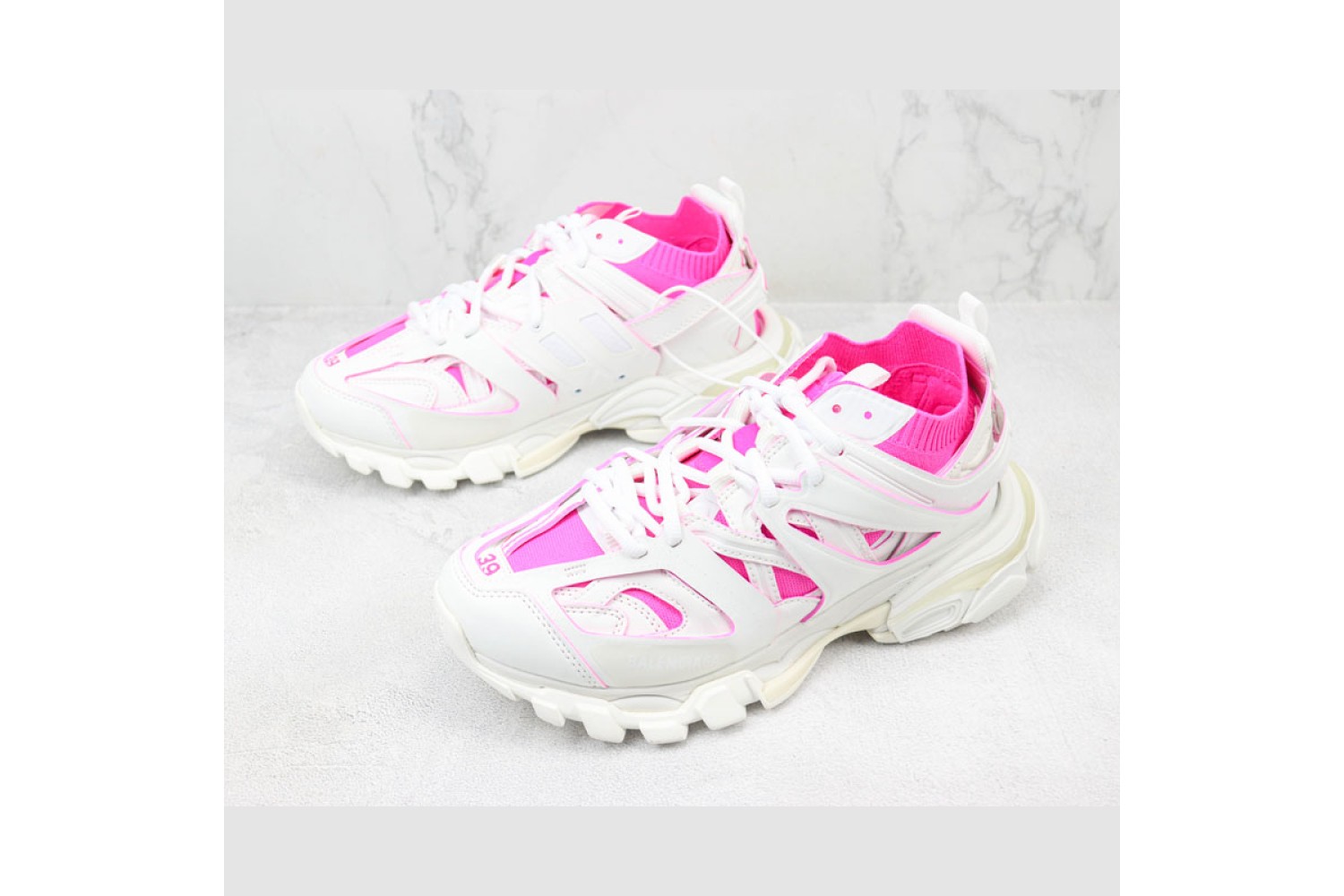 Balenciaga09
