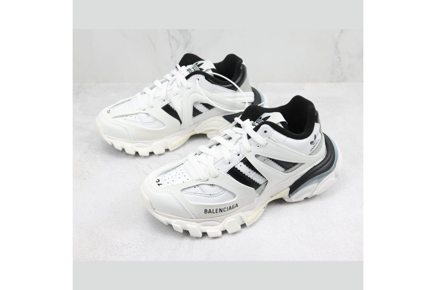 Balenciaga04