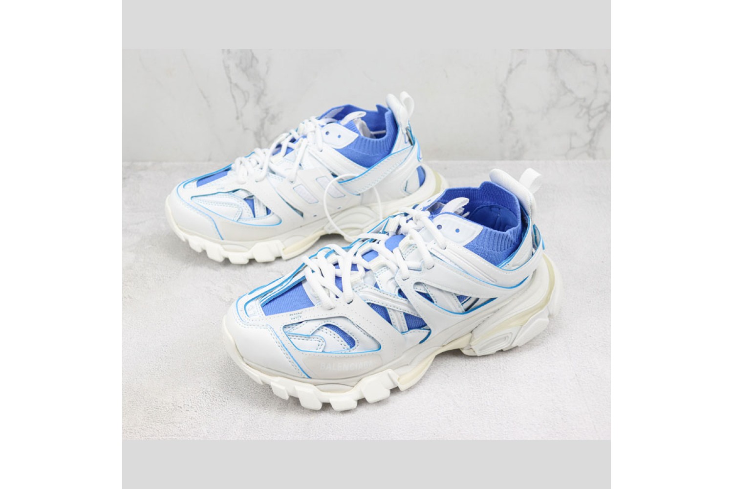 Balenciaga11