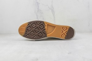 Converse High Top Sneaker CHTS10000109