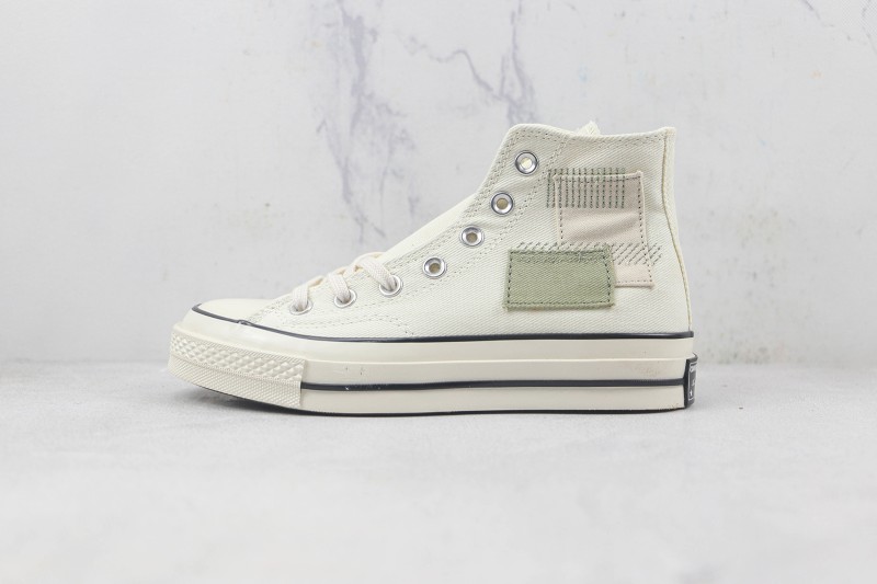 Converse High Top Sneaker CHTS10000119