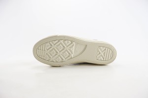 Converse Low Top Sneaker CHTS1000012