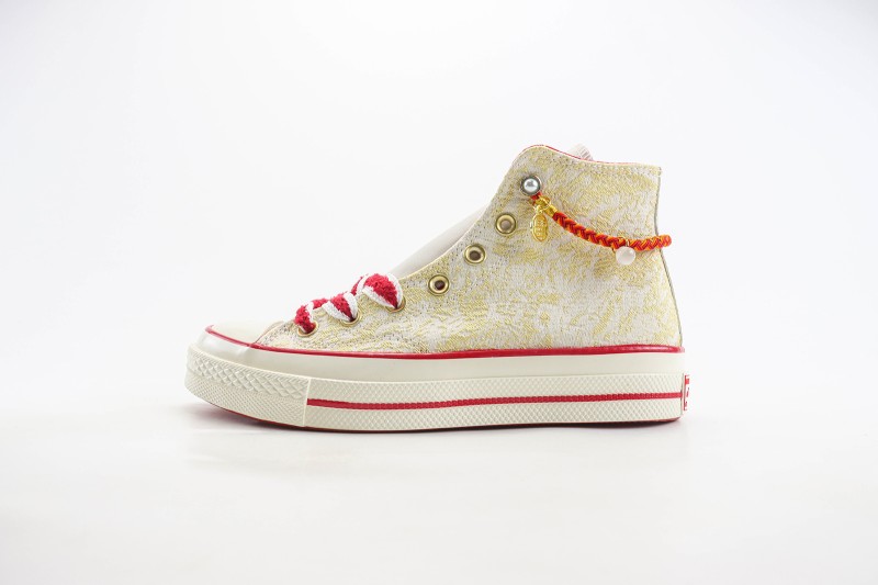 Converse High Top Sneaker CHTS1000017