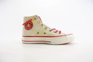 Converse High Top Sneaker CHTS1000017
