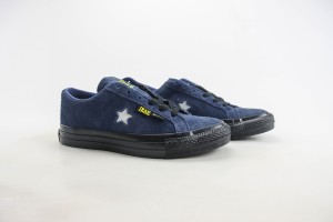 Converse Low Top Sneaker CHTS1000020