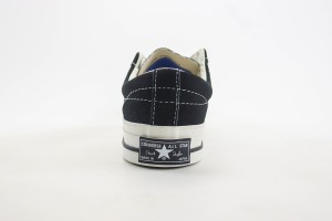 Converse Low Top Sneaker CHTS1000028