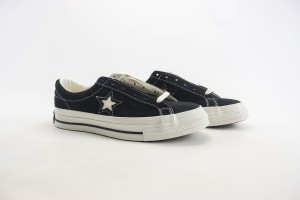 Converse Low Top Sneaker CHTS1000028