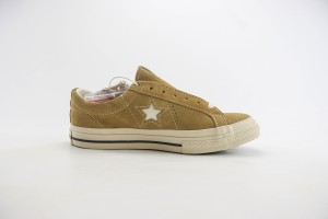 Converse Low Top Sneaker CHTS1000033