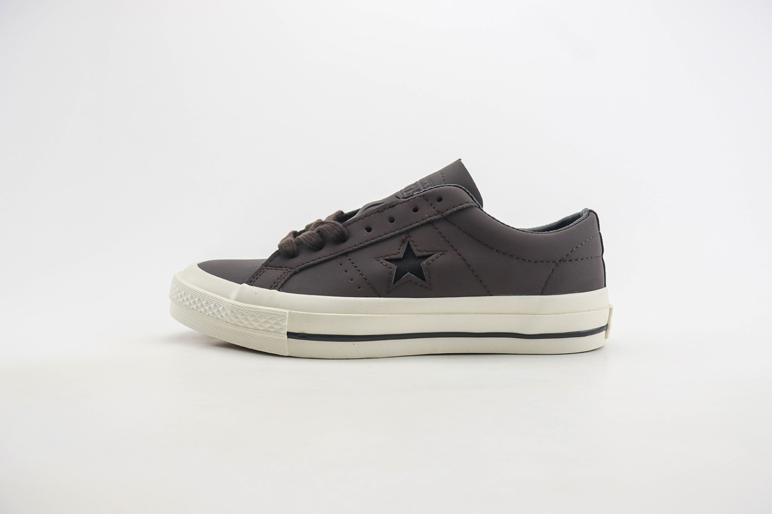 Converse Low Top Sneaker CHTS1000034