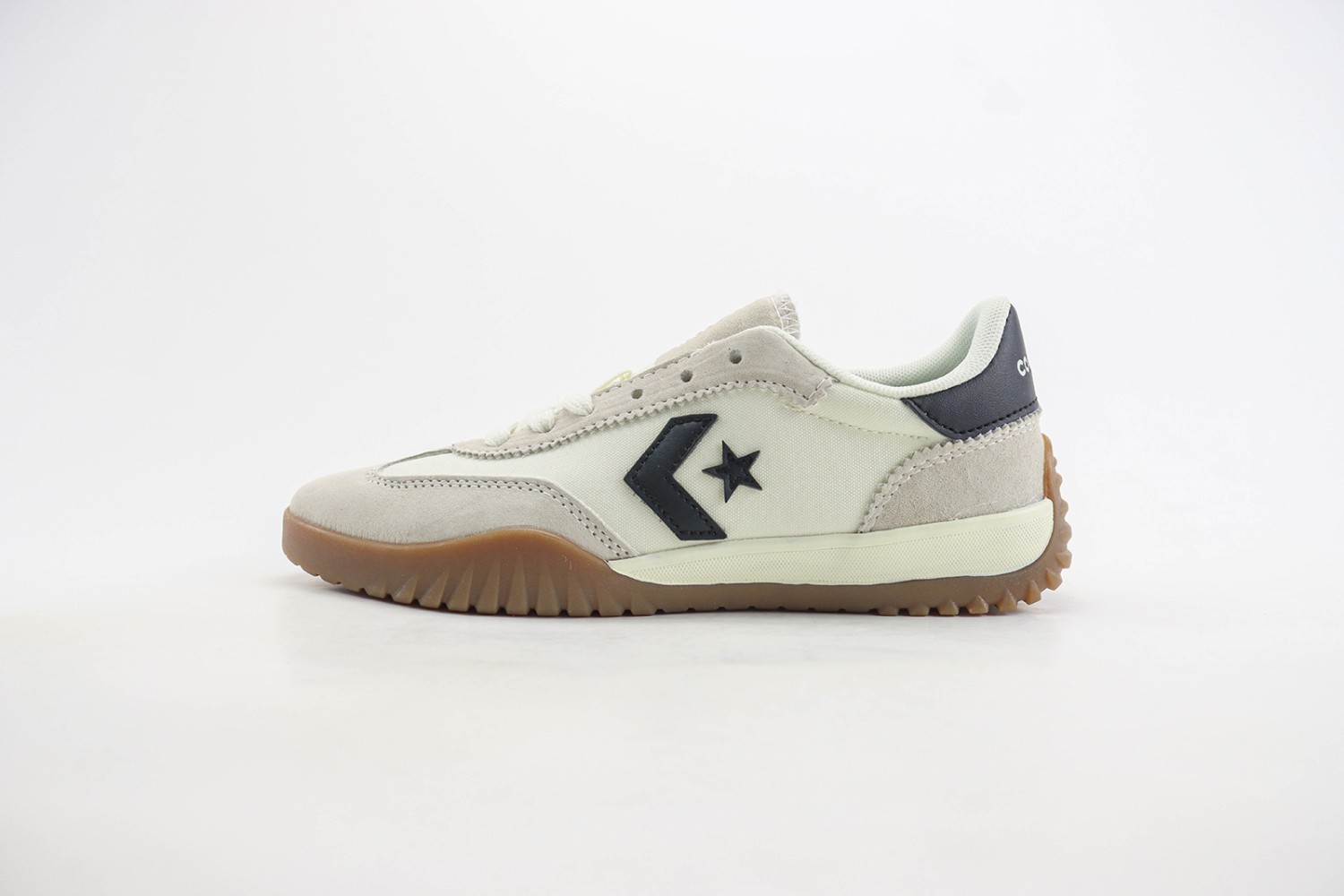 Converse Low Top Sneaker CHTS1000035