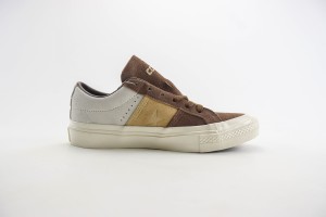 Converse Low Top Sneaker CHTS1000040