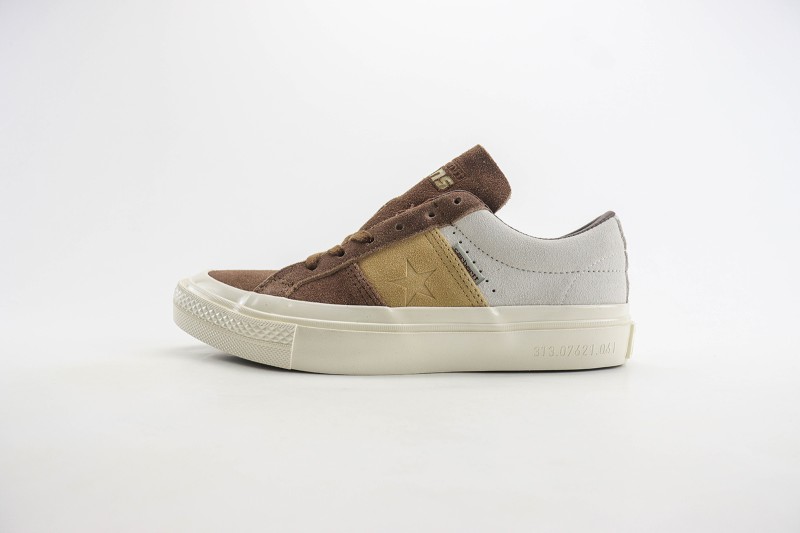 Converse Low Top Sneaker CHTS1000040