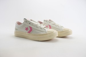 Converse Low Top Sneaker CHTS1000045