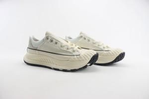 Converse Low Top Sneaker CHTS1000055