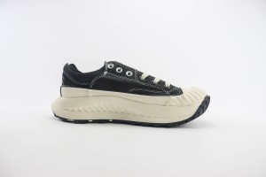 Converse Low Top Sneaker CHTS1000056