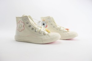 Converse High Top Sneaker CHTS1000059
